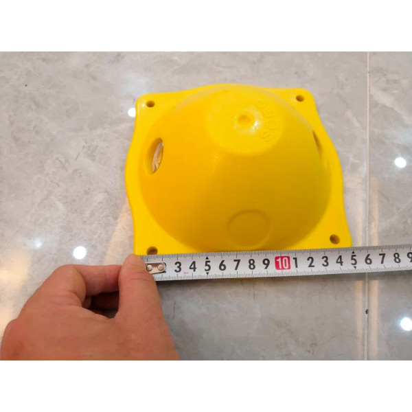 Катафот дорожный "Кошачий глаз"